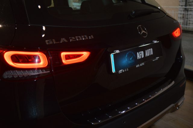 MERCEDES-BENZ GLA 200 usata, con Boardcomputer