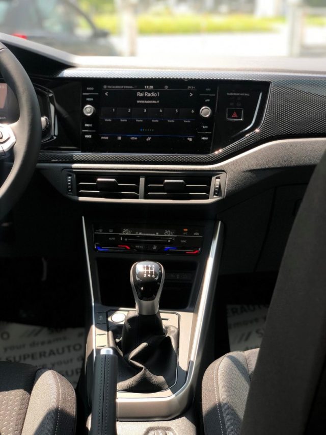 VOLKSWAGEN Taigo usata, con Fari LED