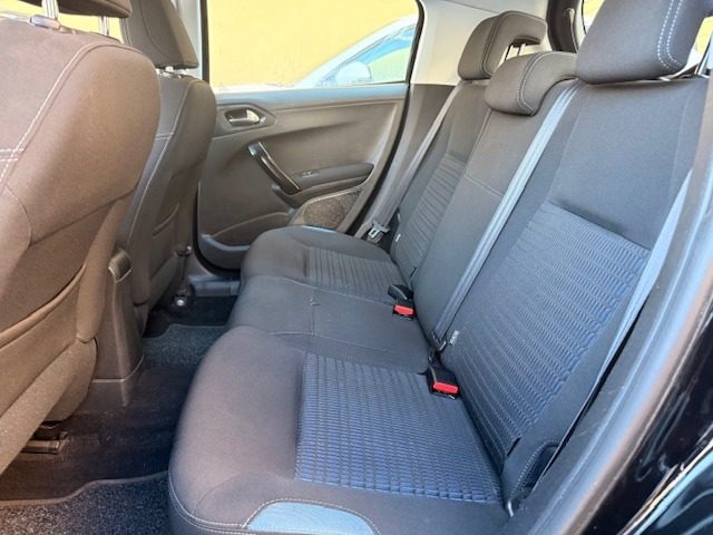 PEUGEOT 208 usata, con Cerchi in lega