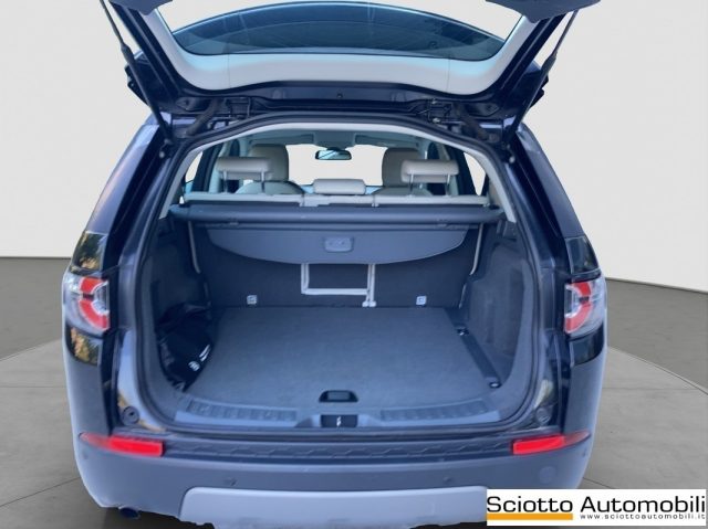 LAND ROVER Discovery Sport usata, con Bluetooth