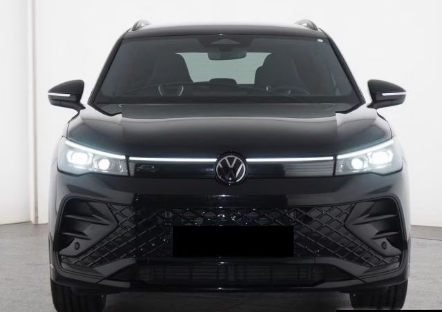 VOLKSWAGEN Tiguan usata, con Airbag Passeggero