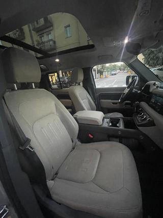 LAND ROVER Defender usata, con Vivavoce