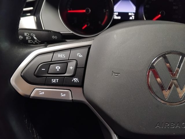 VOLKSWAGEN Passat usata, con Frenata d