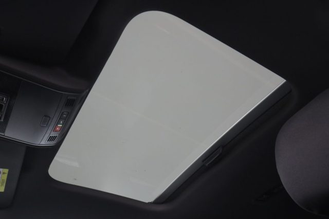 VOLKSWAGEN Taigo usata 12