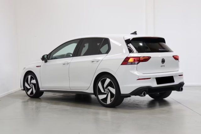 VOLKSWAGEN Golf usata, con Airbag Passeggero