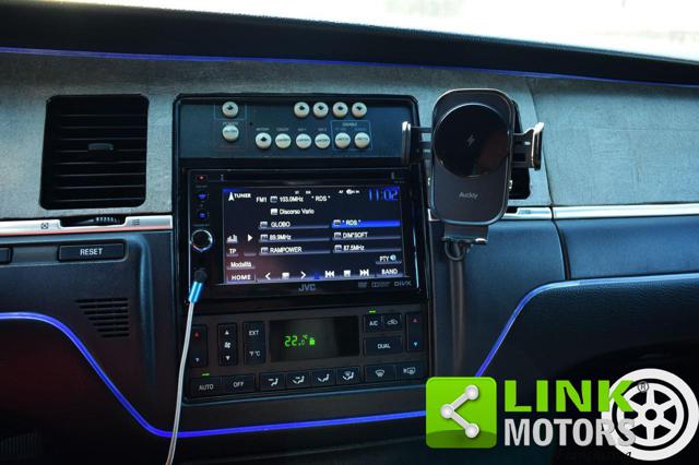 LINCOLN Town Car usata 14