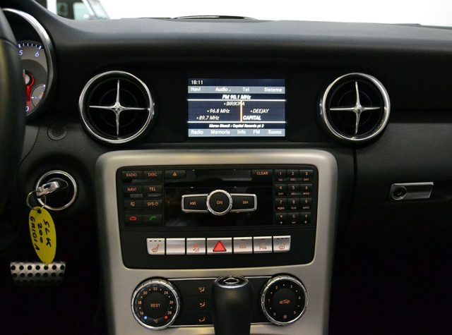 MERCEDES-BENZ SLK 200 usata, con Alzacristalli elettrici