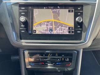 VOLKSWAGEN Tiguan usata, con Fari LED
