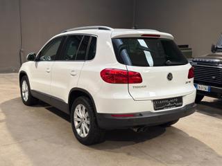 VOLKSWAGEN Tiguan usata, con Autoradio