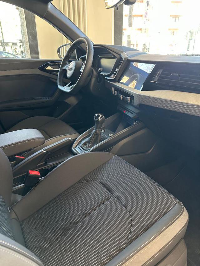 AUDI A1 usata, con USB