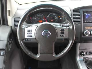 NISSAN Navara usata, con Touch screen