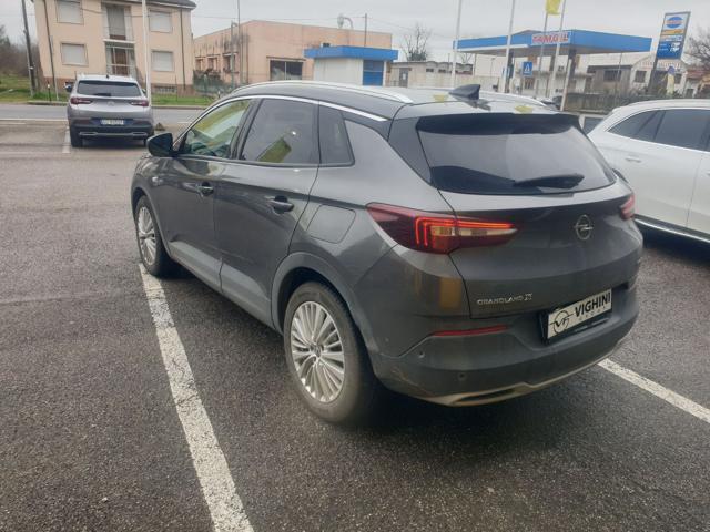 OPEL Grandland X usata, con Alzacristalli elettrici