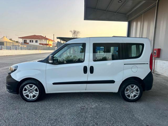 FIAT Doblo usata, con Sedile posteriore sdoppiato