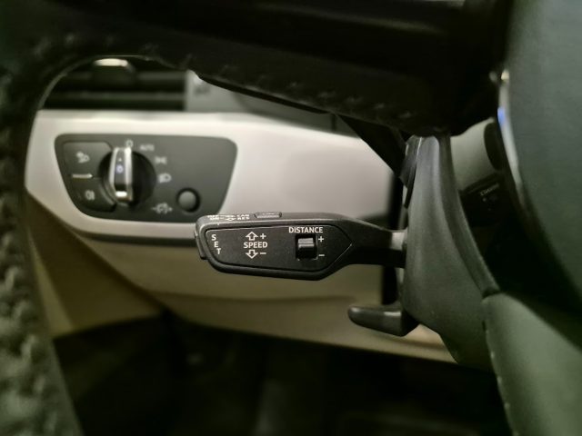 AUDI A4 usata, con Tettuccio apribile