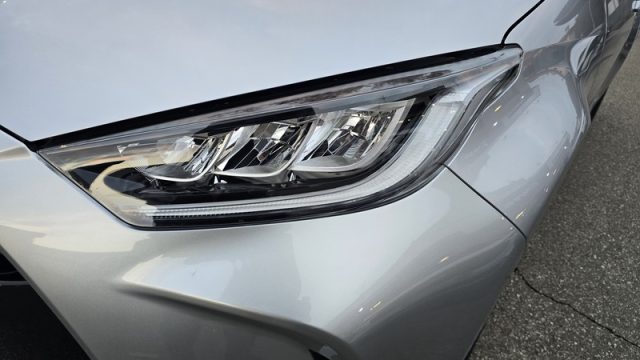 TOYOTA Yaris usata, con Autoradio