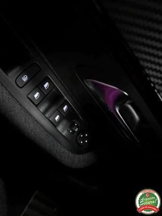 PEUGEOT 208 usata, con Fendinebbia