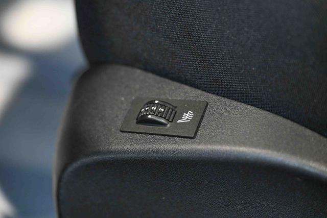 PEUGEOT 208 usata, con Park Distance Control