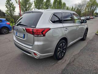 MITSUBISHI Outlander usata, con Alzacristalli elettrici