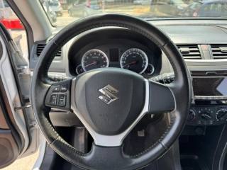 SUZUKI Swift usata, con Autoradio
