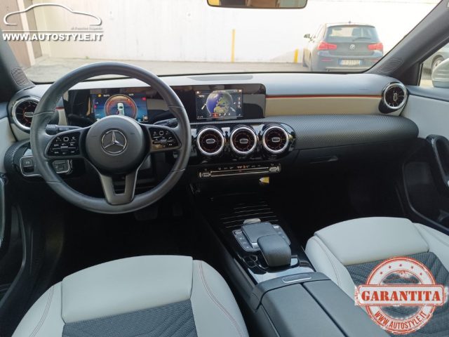 MERCEDES-BENZ A 180 usata, con Luce d