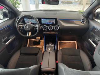 MERCEDES-BENZ GLA 200 usata, con Autoradio