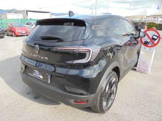 RENAULT Captur usata, con Bracciolo