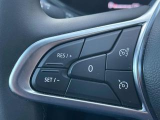 MITSUBISHI Colt usata, con USB