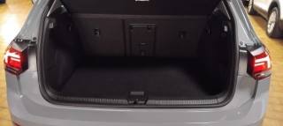 VOLKSWAGEN Golf usata, con Autoradio