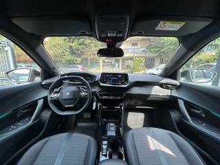 PEUGEOT 2008 usata, con Boardcomputer