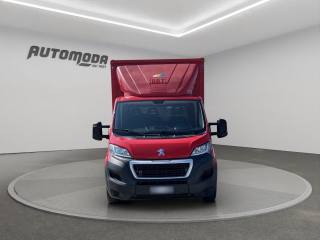 PEUGEOT Boxer usata, con Airbag