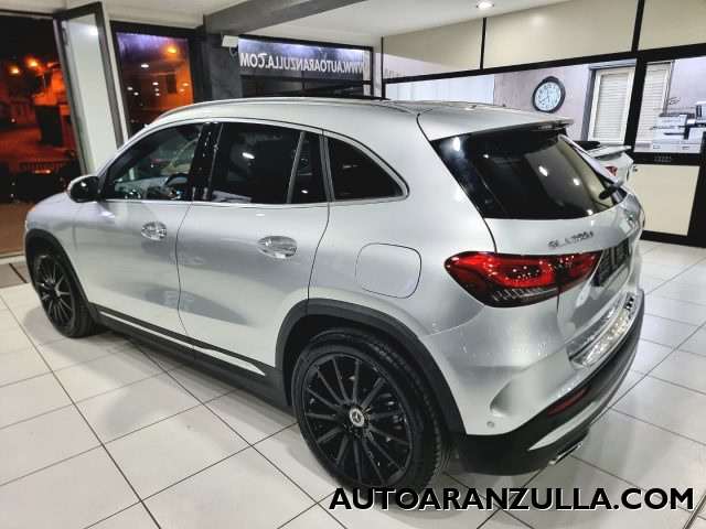 MERCEDES-BENZ GLA 200 usata, con Autoradio
