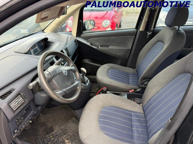 LANCIA MUSA usata, con Chiusura centralizzata