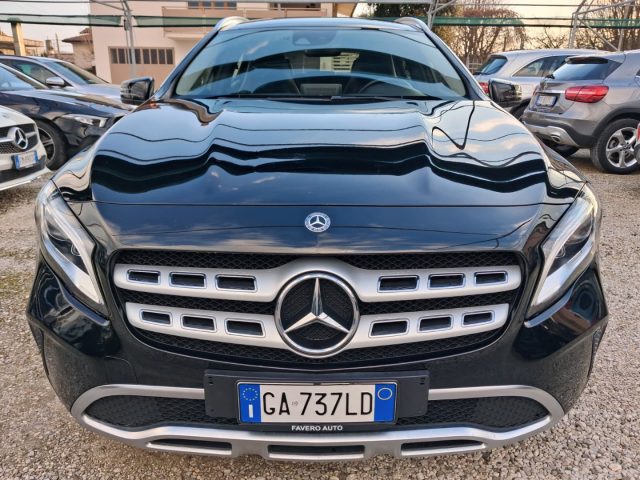 MERCEDES-BENZ GLA 180 usata, con Airbag