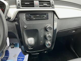 MAHINDRA KUV100 usata, con Antifurto
