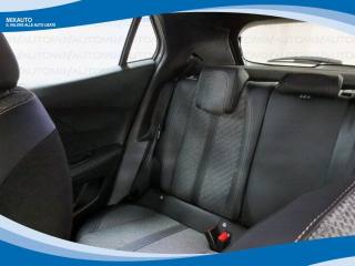 PEUGEOT 2008 usata, con Controllo automatico clima