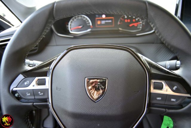 PEUGEOT 208 usata, con Sensore di luce