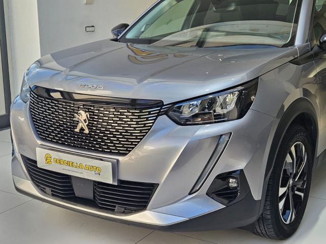 PEUGEOT 2008 usata, con Airbag