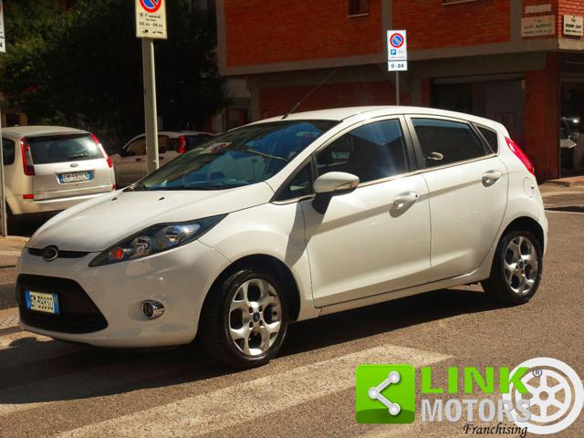 FORD Fiesta usata, con ABS