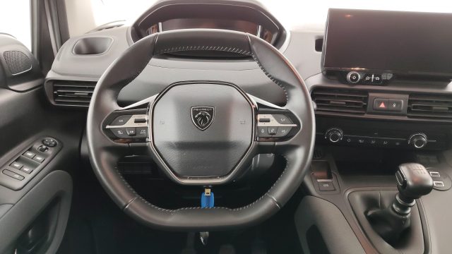 PEUGEOT Rifter usata, con MP3