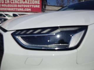 AUDI A4 usata, con Autoradio