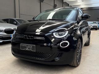FIAT 500e Berlina 42 kWh La Prima