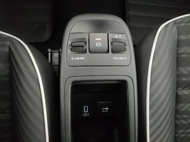 FIAT 500e usata, con Autoradio digitale