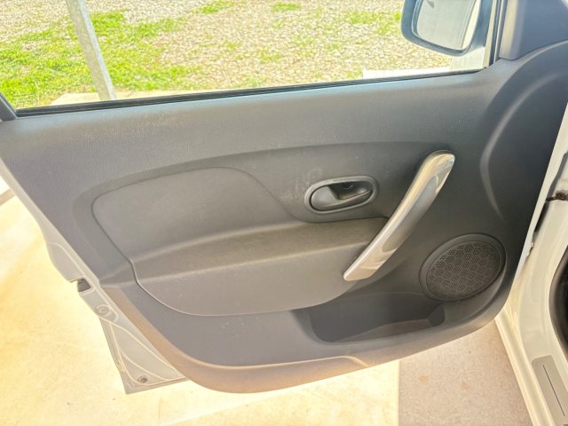 DACIA Logan usata, con Specchietti laterali elettrici