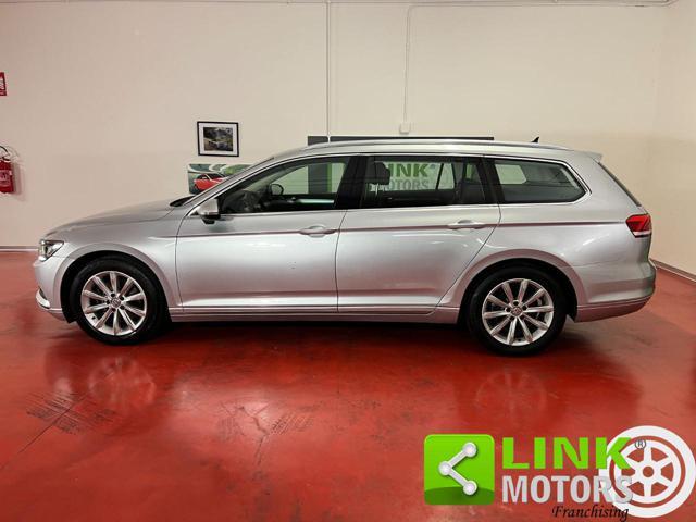 VOLKSWAGEN Passat Variant usata, con Airbag laterali
