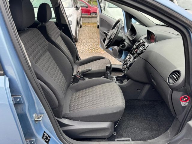 OPEL Corsa usata, con ESP