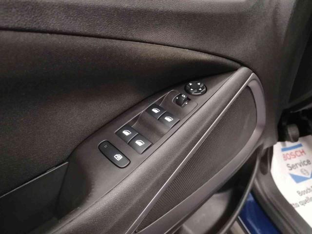 OPEL Crossland X usata 19
