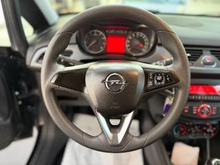 OPEL Corsa usata, con USB