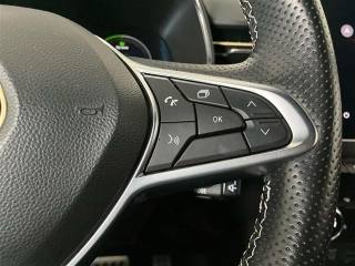 RENAULT Clio usata, con Sensori di parcheggio anteriori