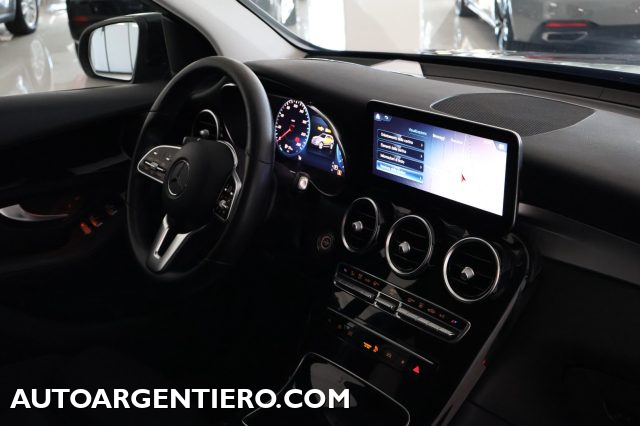 MERCEDES-BENZ GLC 300 usata, con Fari direzionali