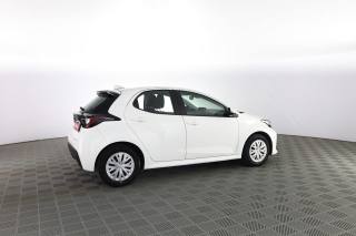 TOYOTA Yaris usata 2